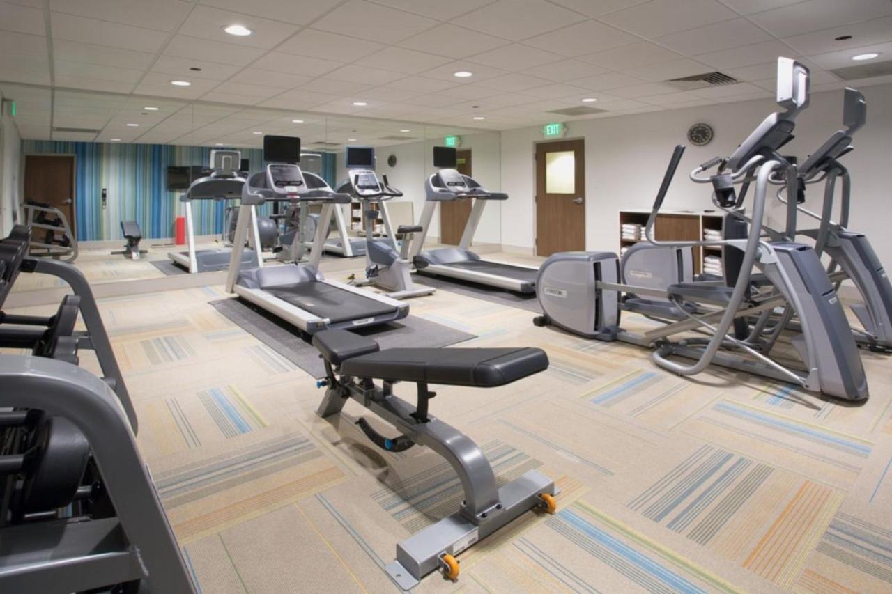 Holiday Inn Express & Suites リベラル エクステリア 写真